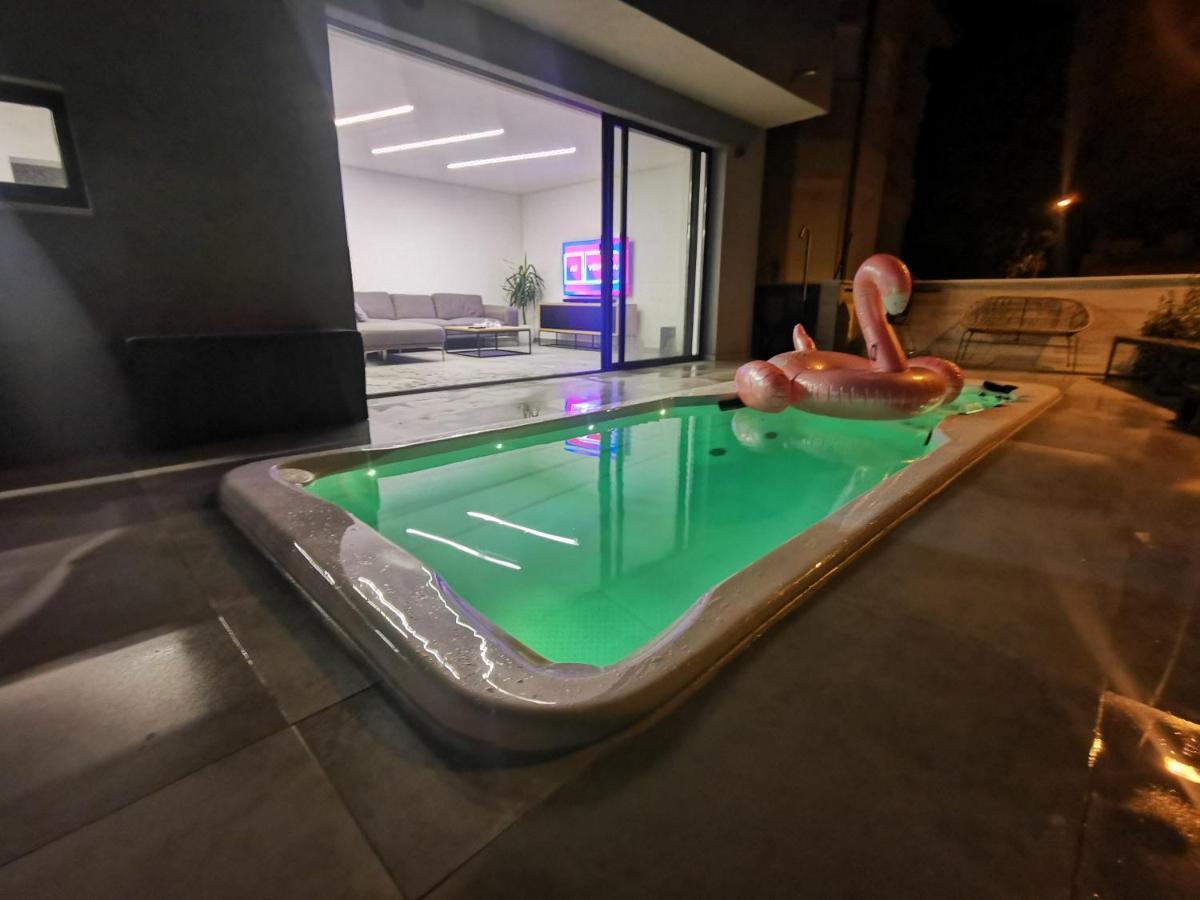 Spa Apartment Vito 沃迪切 外观 照片